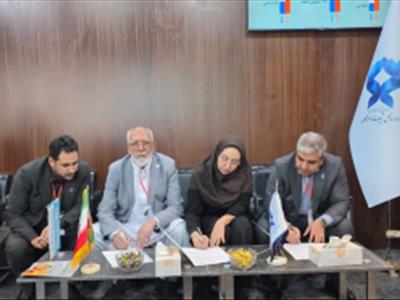 امضای چهار قرارداد پژوهشی میان پژوهشکده اکولوژی خلیج فارس و دریای عمان، اداره کل شیلات هرمزگان و اتحادیه تعاونی‌های صیادان هرمزگان