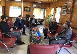 جلسه تفاهم همکاری با رئیس دانشگاه آزاد اسلامی واحد بندرانزلی در پژوهشکده آبزی پروری آبهای داخلی کشور