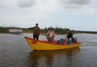 صید و انتقال یکصد مولد نر و ماده کپور تالابی برای تکثیر و بازسازی ذخایر