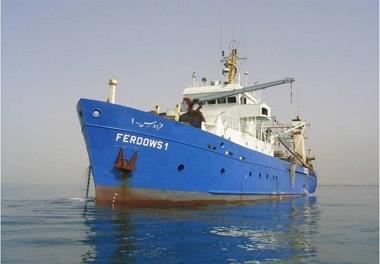 آغاز گشت های نمونه برداری پروژه پایش ذخایر کفزیان تجاری استان هرمزگان در سال 1395