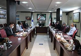 تقدیر از رزمندگان و خانواده های شهدا