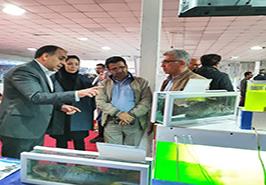 بازدید معاون اقتصادی استاندار و مدیرکل دامپزشکی از غرفه پژوهشکده در  بیست و چهارمین نمایشگاه دستاوردهای پژوهشی