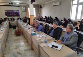 حضور رئیس مرکز تحقیقات آرتمیا در نشست خبری با اصحاب رسانه