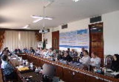 نشست صمیمی رئیس موسسه با اعضای هیأت علمی و کارکنان