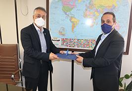 عقد قرارداد حفظ، نگهداری و بهره برداری کشتی فردوس یک با بخش خصوصی