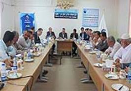 نشست صمیمانه دكتر بهمني و هیات همراه با جامعه صیادی استان سیستان و بلوچستان در خصوص گشت تحقیقاتی پایش ذخایر کفزیان دریای عمان