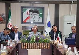 تجلیل از همکاران نمونه موسسه، پژوهشکده ها و مراکز