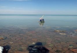 نمونه برداری از دریاچه ارومیه