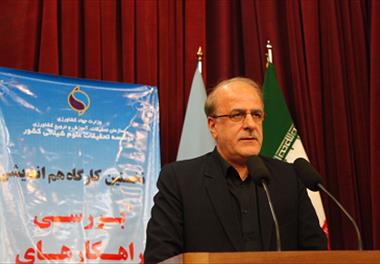 برگزاری کارگاه هم اندیشی بررسی راهکارهای پایداری نظام تکثیر ماهیان سردآبی کشور 