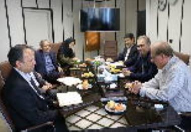 دکتر پورکاظمی در دیدار با رئیس پژوهشگاه اقیانوس شناسی