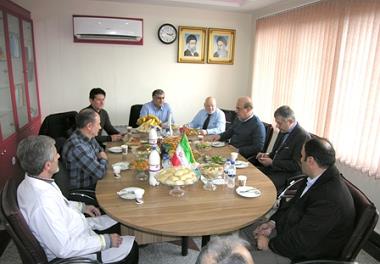 بازدیددکتر پورکاظمی به همراه مهمانان خارجی از پژوهشکده آبزی پروری آبهای داخلی. 