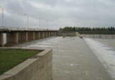 بررسی روند تغییرات فاکتورهای فیزیکوشیمیایی  آب در سد گلستان