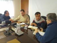 جلسه مشترك بين مديريت ترويج جهاد كشاورزي استان مازندران با مجري طرح محوري پرورش كپور در آب بندان با استفاده از مكانيزاسيون